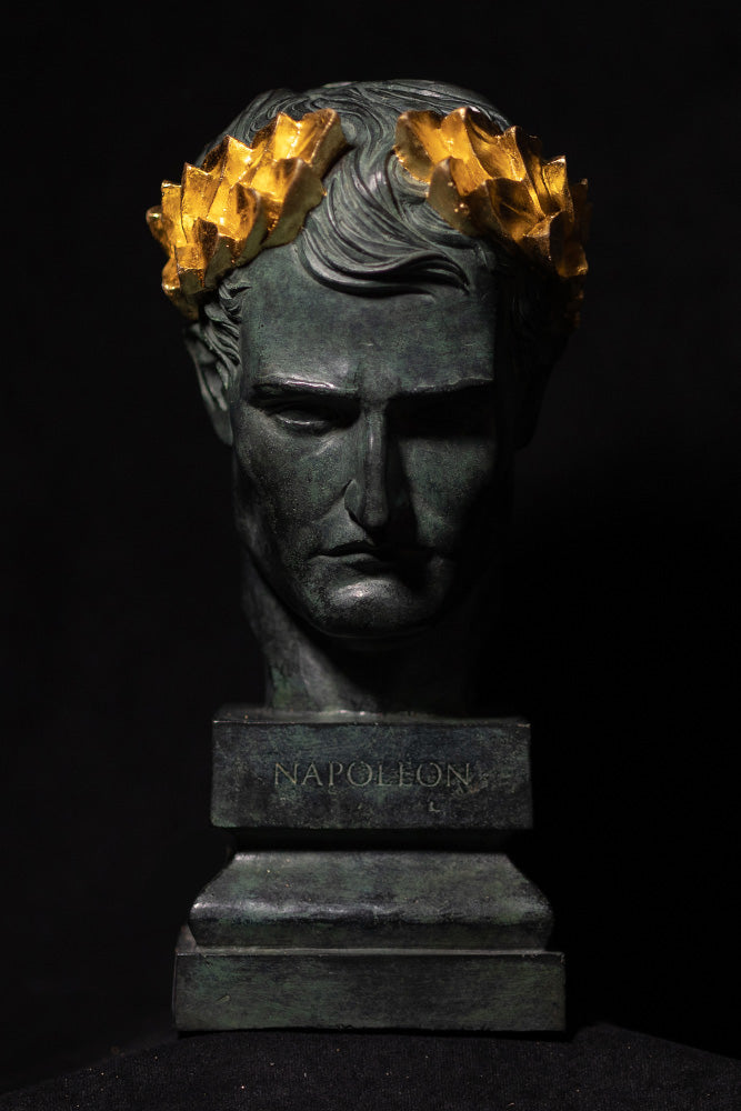 Buste de Napoléon en bronze à la couronne dorée de face